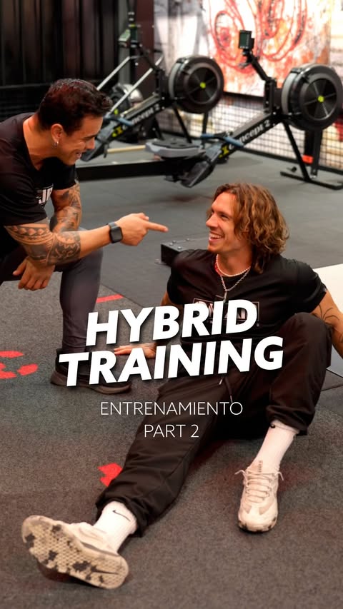 HYBRID TRAINING BY ON AIR ⚡️
Continuamos esta serie con un entreno completo e intenso.
 En la zona Hybrid Training de ON AIR Fitness desarrollas potencia, resistencia y explosividad en una sola sesión. 🏋️‍♂️

👉 Guarda este vídeo y pruébalo en tu próximo entrenamiento híbrido.

🔴 𝗦𝗣𝗢𝗥𝗧 I 𝗠𝗨𝗦𝗜𝗖 I 𝗗𝗘𝗦𝗜𝗚𝗡 🔴

#OnAirEspaña #Fitness #Deporte #Música #Diseño #OnAirFitness